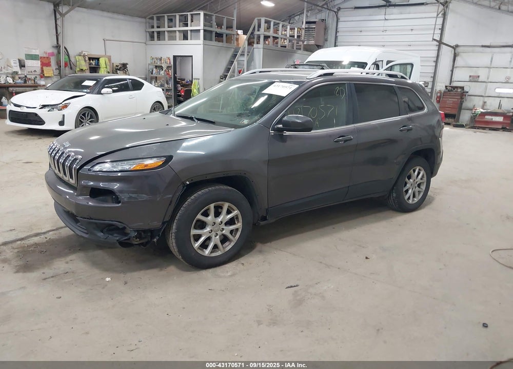 2017 JEEP CHEROKEE VIN: 1C4PJMCB1HW524072