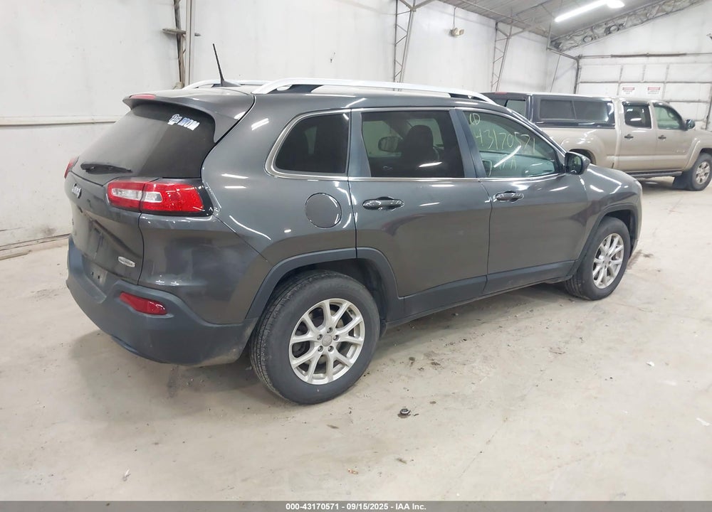 2017 JEEP CHEROKEE VIN: 1C4PJMCB1HW524072