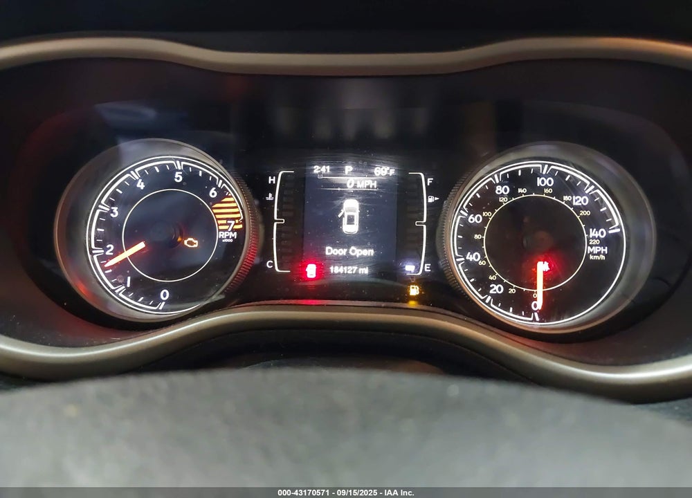 2017 JEEP CHEROKEE VIN: 1C4PJMCB1HW524072