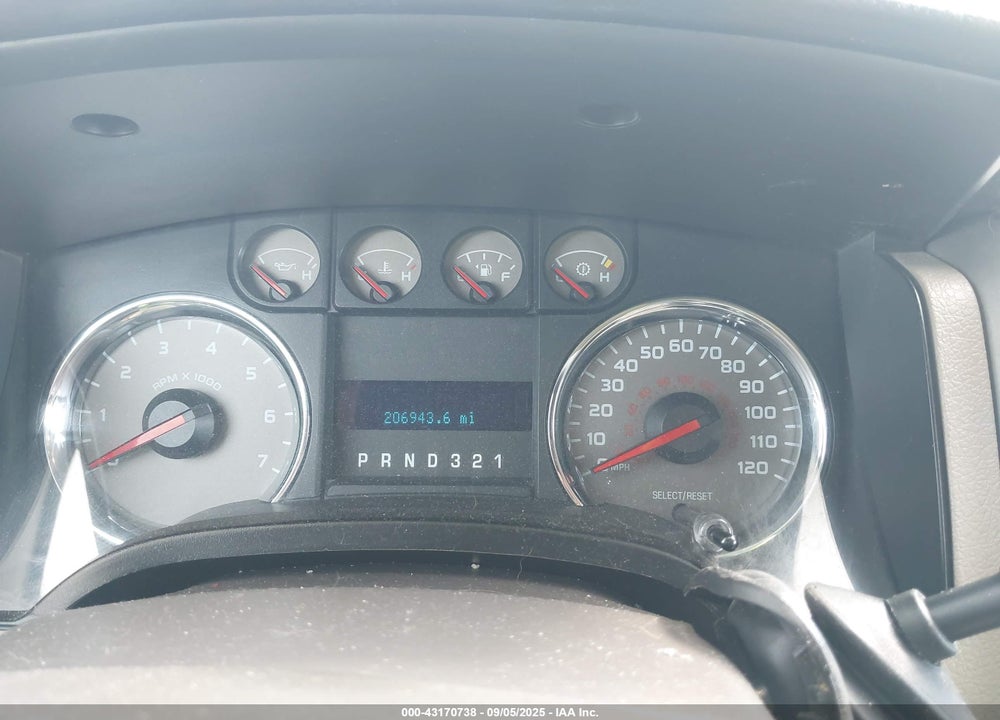 2009 FORD F-150 XLT VIN: 1FTPW14V09FA25063