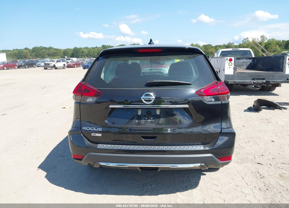 2018 NISSAN ROGUE VIN: 5N1AT2MT4JC838930