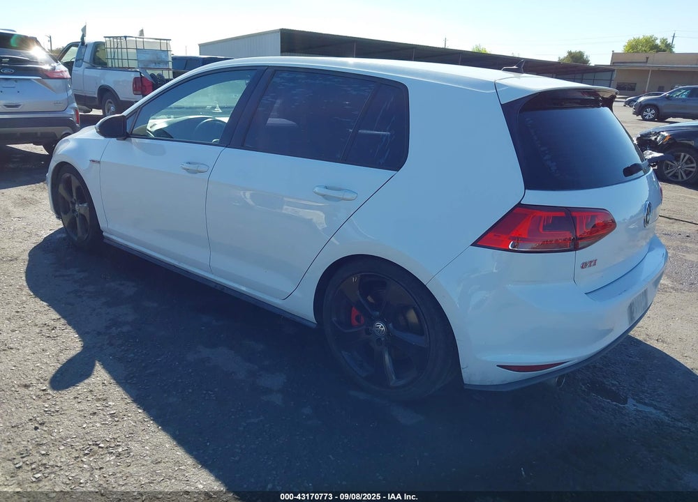 2016 VOLKSWAGEN GOLF VIN: 3VW547AU6GM022366