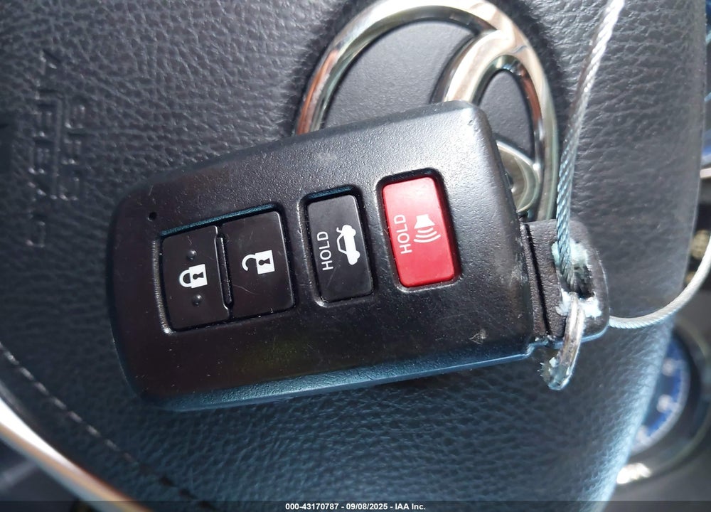 2017 TOYOTA COROLLA VIN: 2T1BURHE2HC943414