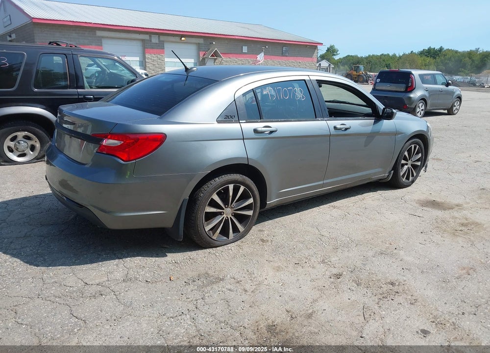 2012 CHRYSLER 200 VIN: 1C3CCBHG1CN106728