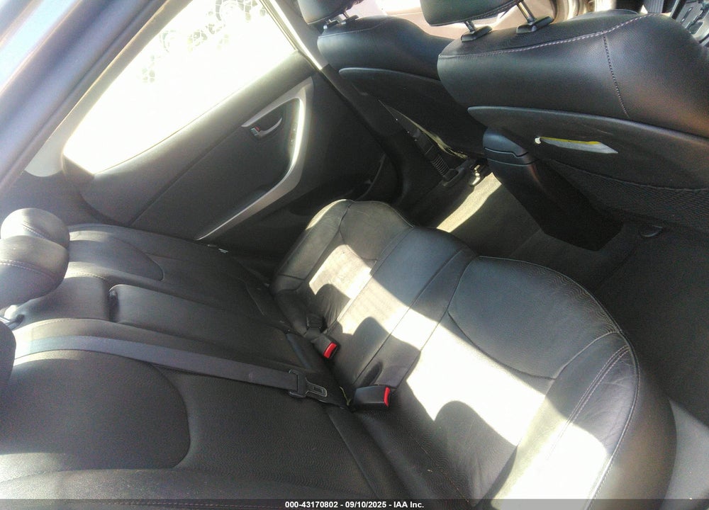 2013 HYUNDAI ELANTRA VIN: 5NPDH4AE9DH172886