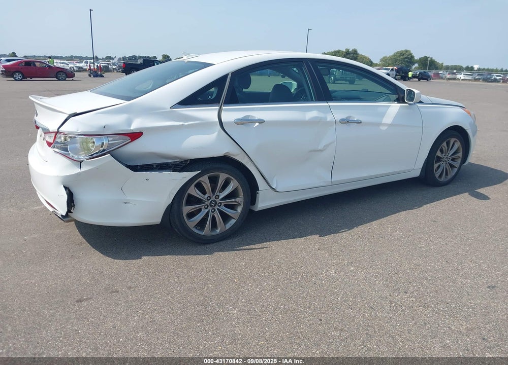 2013 HYUNDAI SONATA VIN: 5NPEC4AC3DH679929