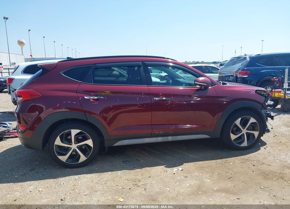 2017 HYUNDAI TUCSON LIMITED VIN: KM8J3CA23HU537801