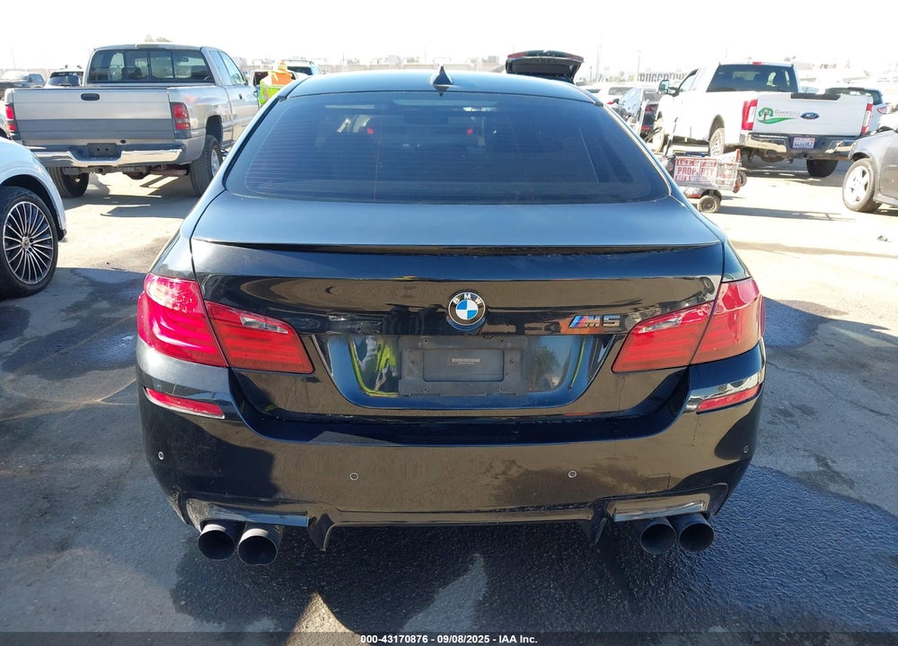 2013 BMW M5 VIN: WBSFV9C51DD095635