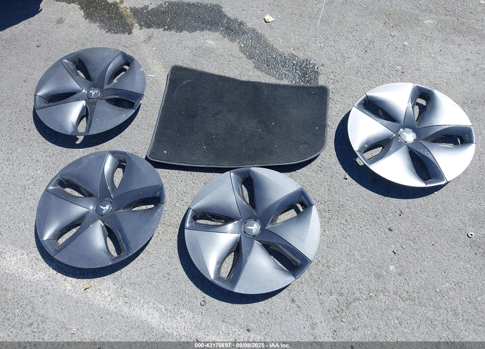 2018 TESLA MODEL 3 VIN: 5YJ3E1EA2JF162186