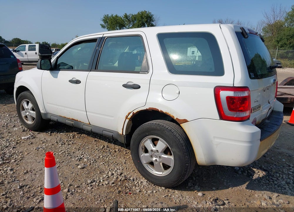 2011 FORD ESCAPE VIN: 1FMCU0C76BKC64353