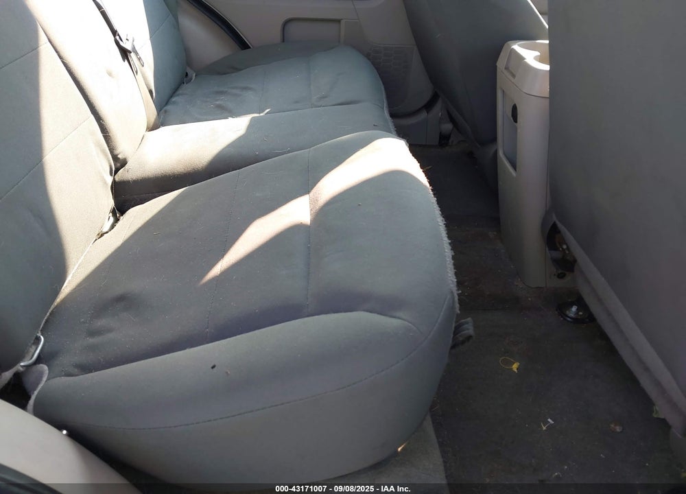 2011 FORD ESCAPE VIN: 1FMCU0C76BKC64353