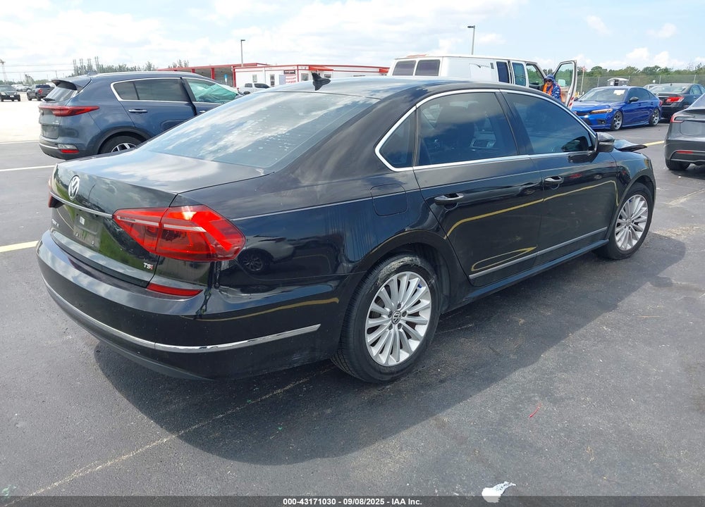 2017 VOLKSWAGEN PASSAT 1.8T SE VIN: 1VWBT7A33HC084548