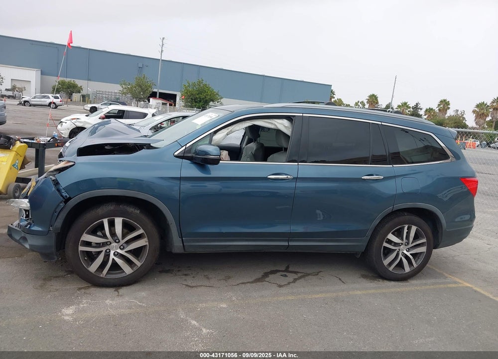 2018 HONDA PILOT ELITE VIN: 5FNYF6H03JB026863
