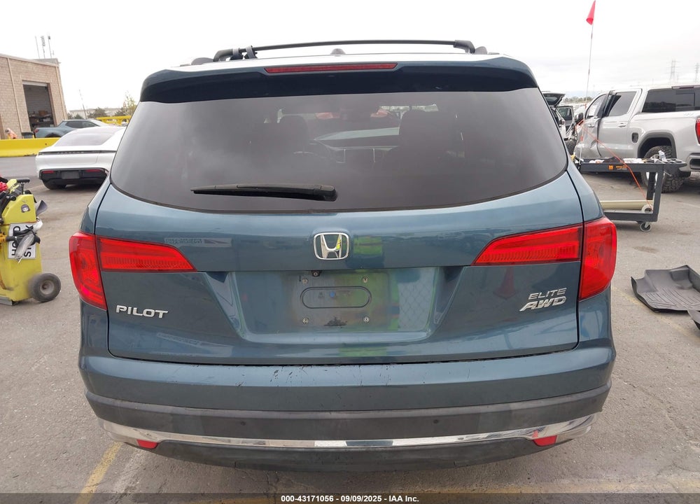 2018 HONDA PILOT ELITE VIN: 5FNYF6H03JB026863