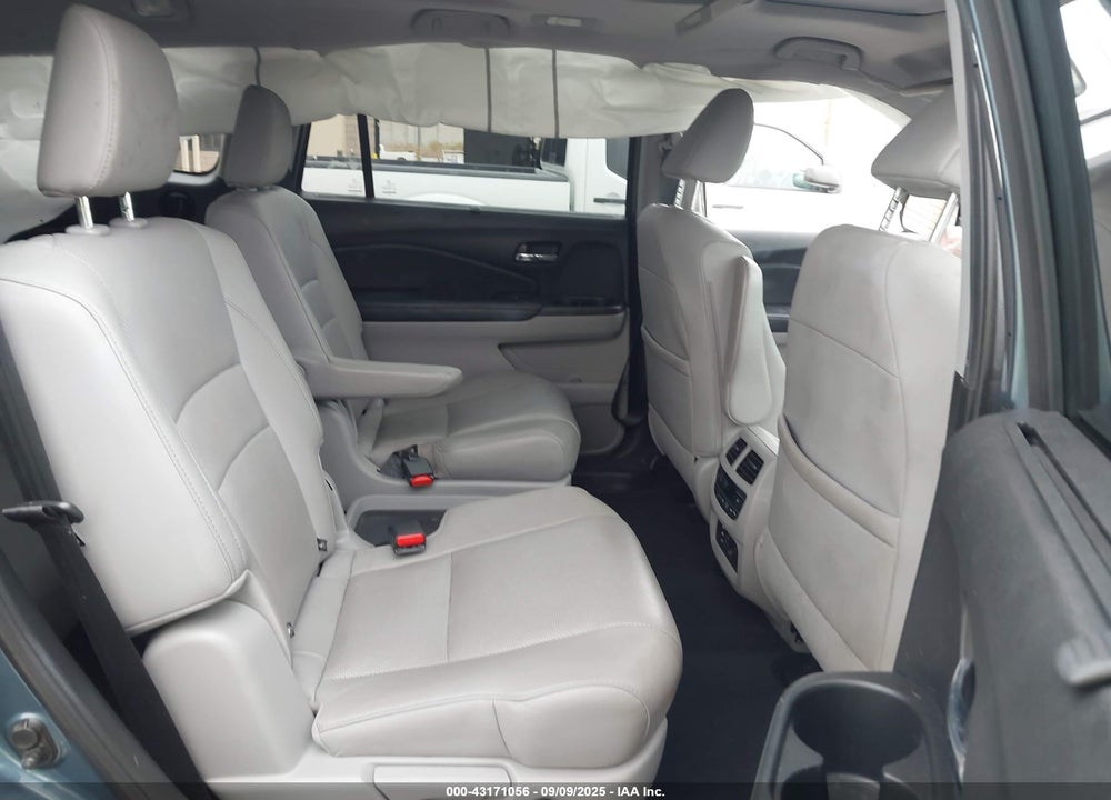2018 HONDA PILOT ELITE VIN: 5FNYF6H03JB026863