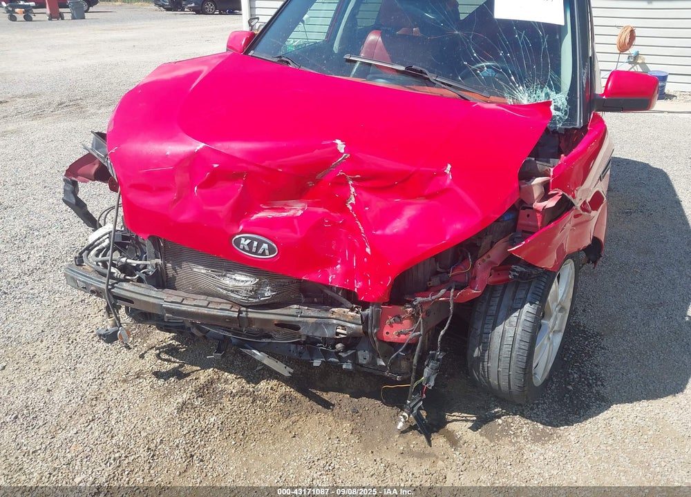 2011 KIA SOUL SPORT VIN: KNDJT2A20B7220353