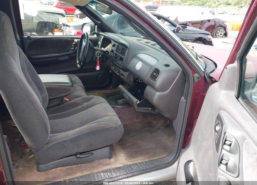 2000 DODGE DAKOTA SLT/SPORT VIN: 1B7GL22X9YS737189
