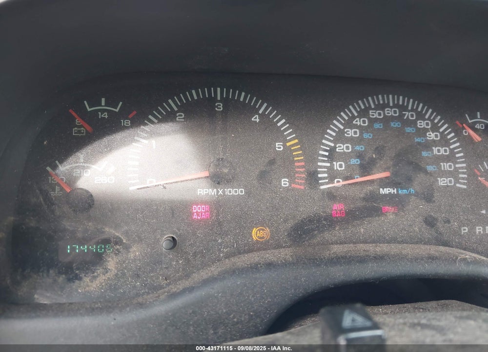 2000 DODGE DAKOTA SLT/SPORT VIN: 1B7GL22X9YS737189