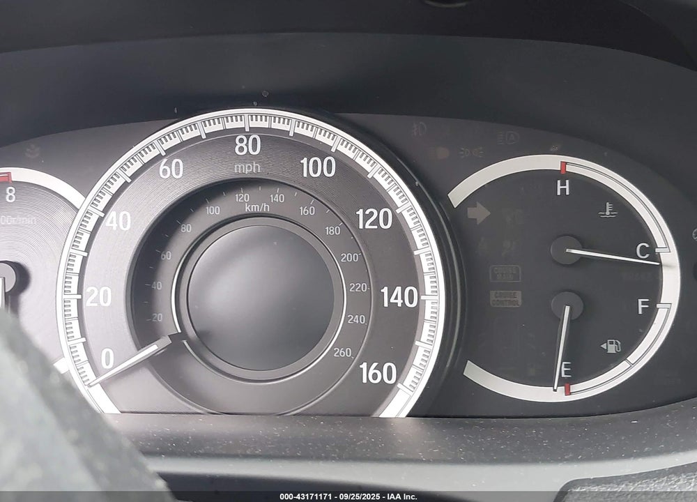 2017 HONDA ACCORD VIN: 1HGCR2F38HA305320