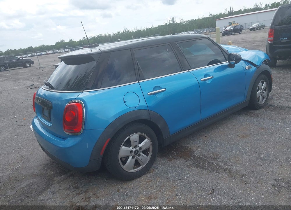 2016 MINI HARDTOP COOPER VIN: WMWXU1C58G2D11769