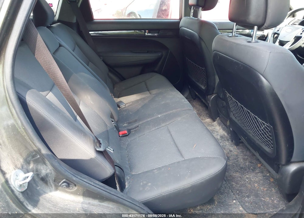 2012 KIA SORENTO VIN: 5XYKTCA62CG195439