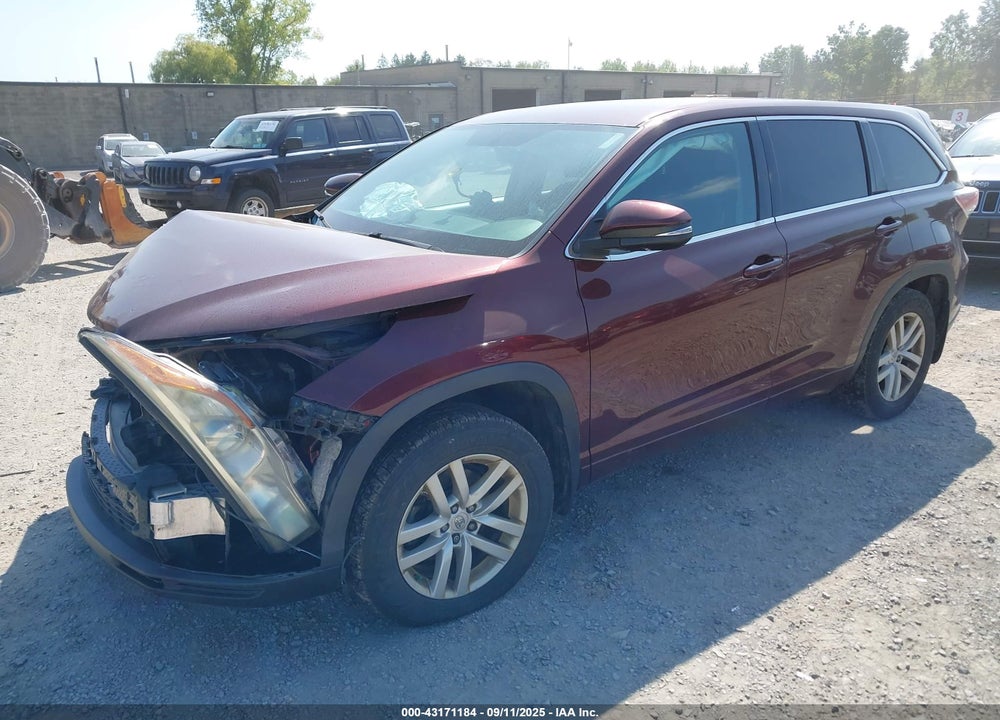 2015 TOYOTA HIGHLANDER VIN: 5TDBKRFH1FS192460
