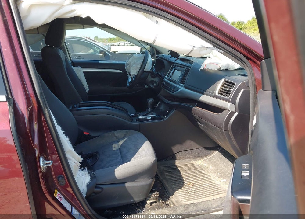2015 TOYOTA HIGHLANDER VIN: 5TDBKRFH1FS192460