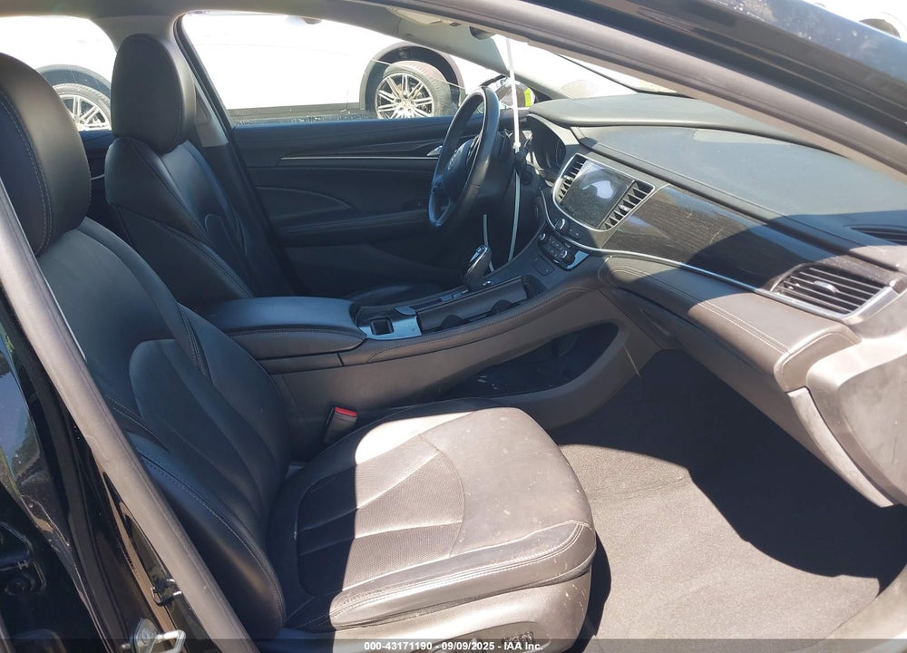 2017 BUICK LACROSSE VIN: 1G4ZP5SSXHU138076