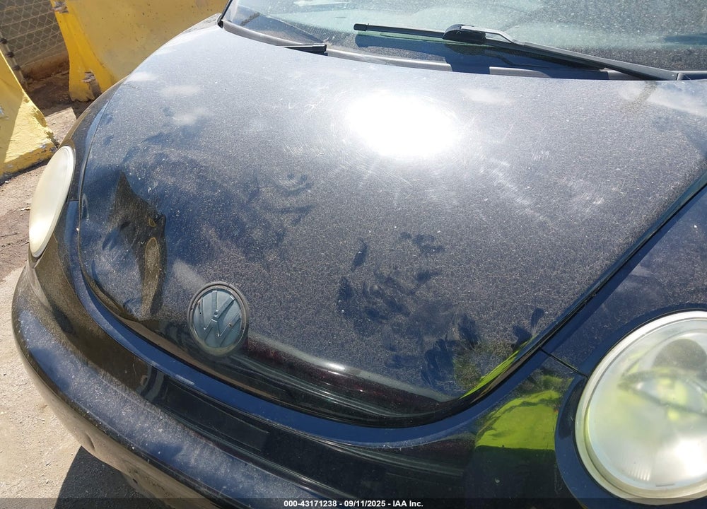 2000 VOLKSWAGEN NEW BEETLE GLX VIN: 3VWDD21C8YM469949