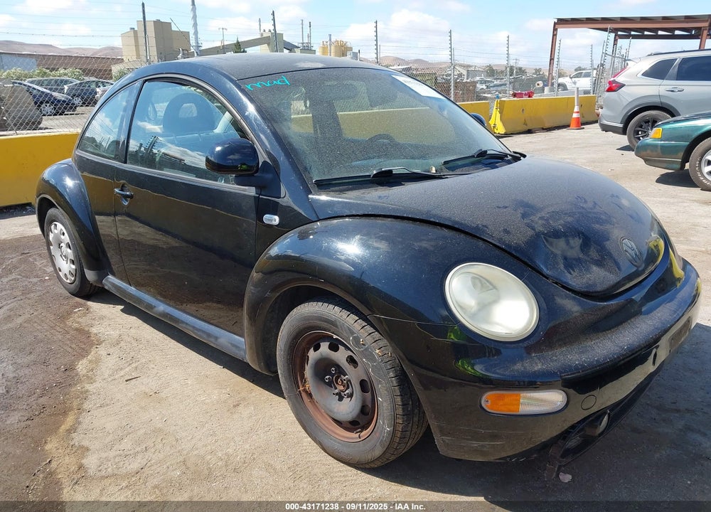 2000 VOLKSWAGEN NEW BEETLE GLX VIN: 3VWDD21C8YM469949