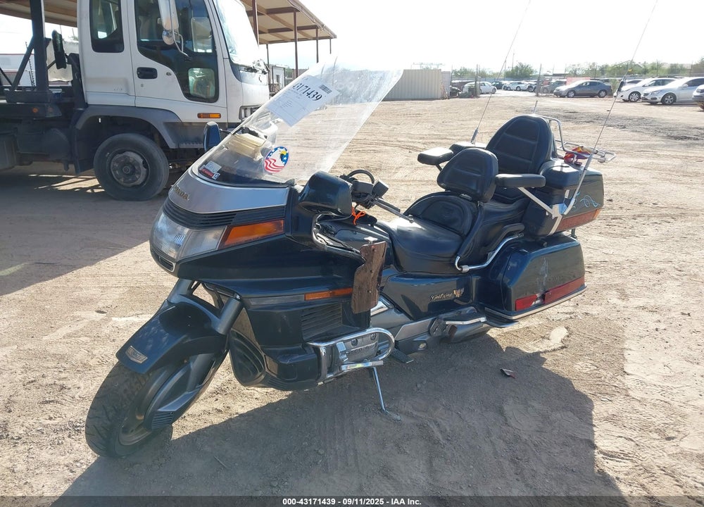 1989 HONDA GL1500 VIN: 1HFSC220XKA106631