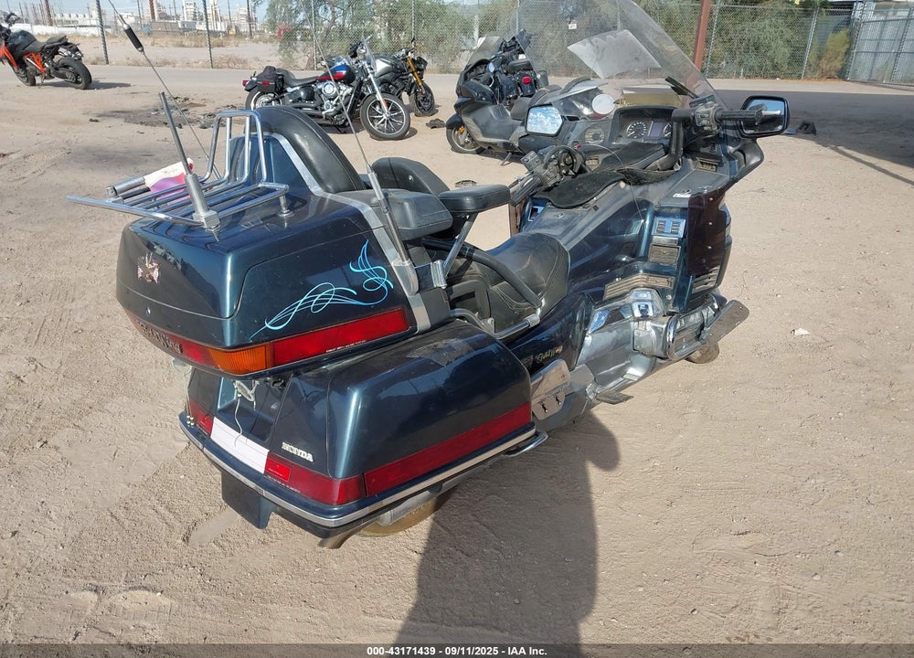 1989 HONDA GL1500 VIN: 1HFSC220XKA106631