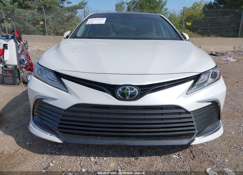 2021 TOYOTA CAMRY VIN: 4T1F11AK4MU557226