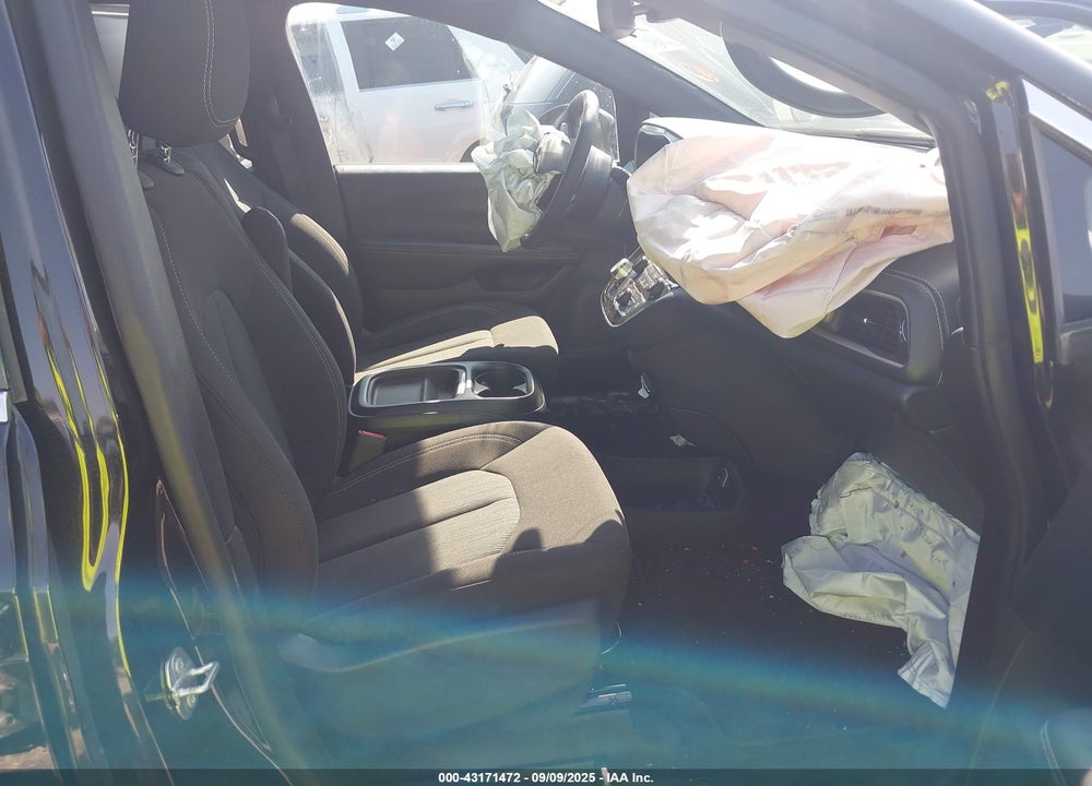 2023 CHRYSLER PACIFICA VIN: 2C4RC1FG2PR531614