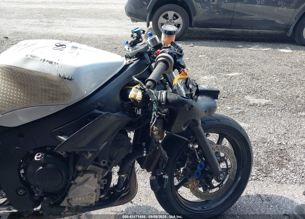 2003 YAMAHA YZFR6 L VIN: JYARJ06E63A005186