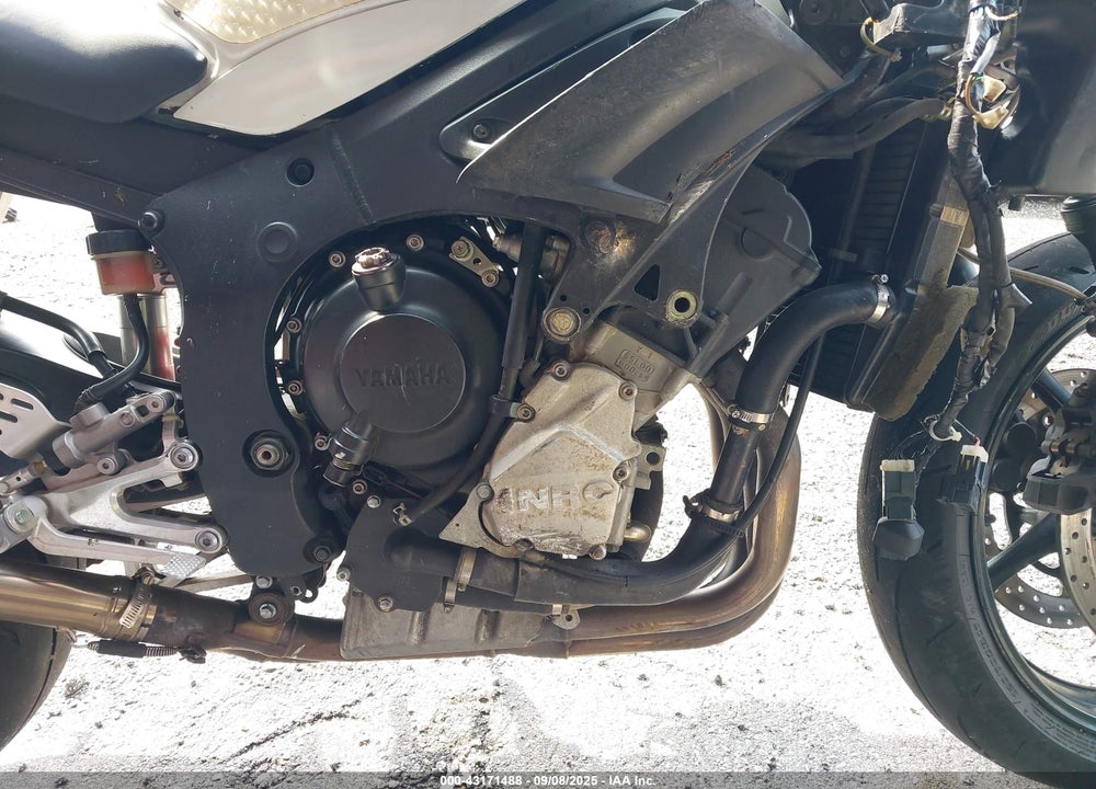 2003 YAMAHA YZFR6 L VIN: JYARJ06E63A005186