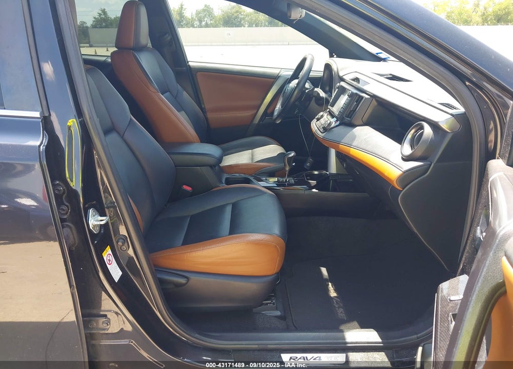 2016 TOYOTA RAV4 VIN: JTMNFREVXGJ074611