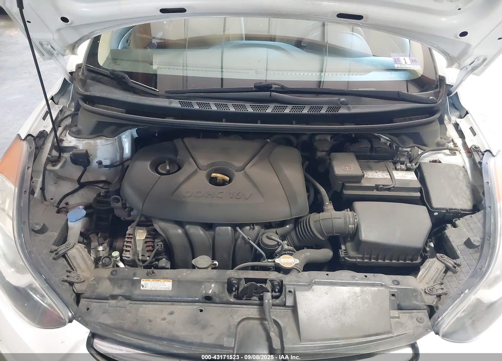 2012 HYUNDAI ELANTRA VIN: 5NPDH4AE1CH084140