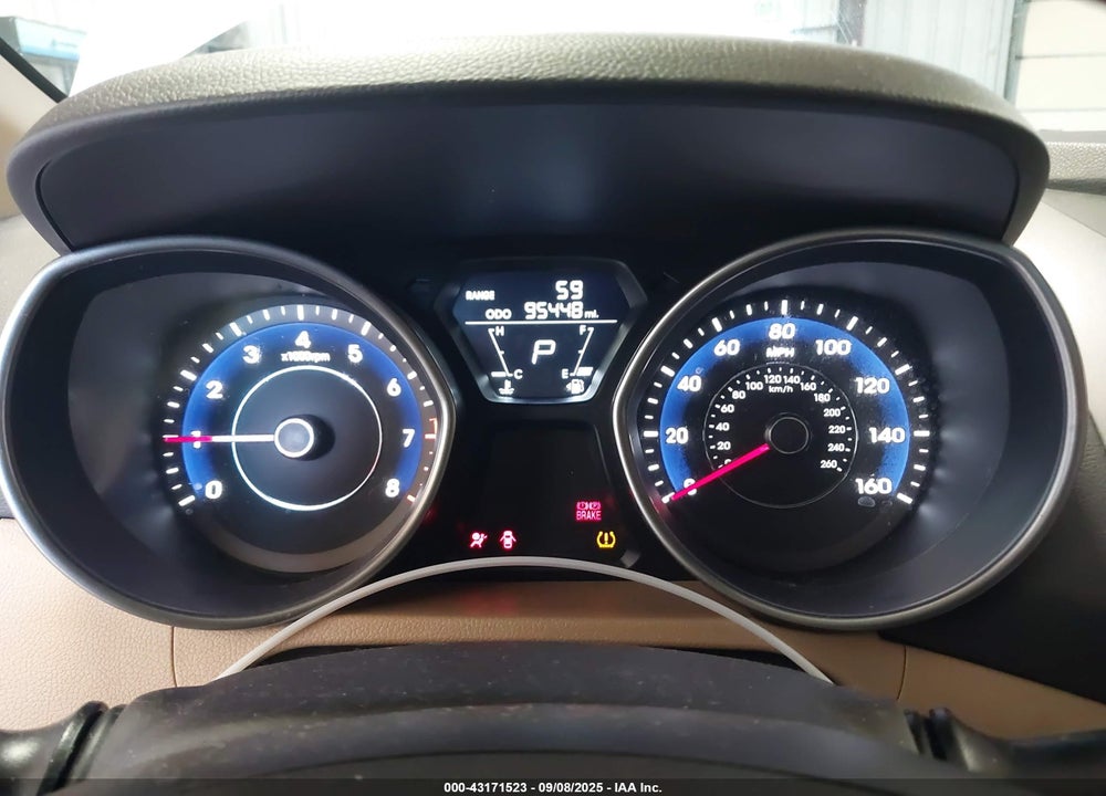 2012 HYUNDAI ELANTRA VIN: 5NPDH4AE1CH084140