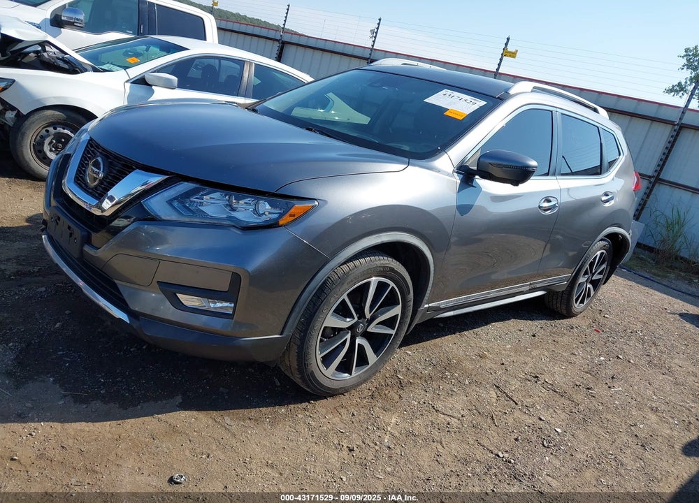 2018 NISSAN ROGUE VIN: JN8AT2MT4JW490585