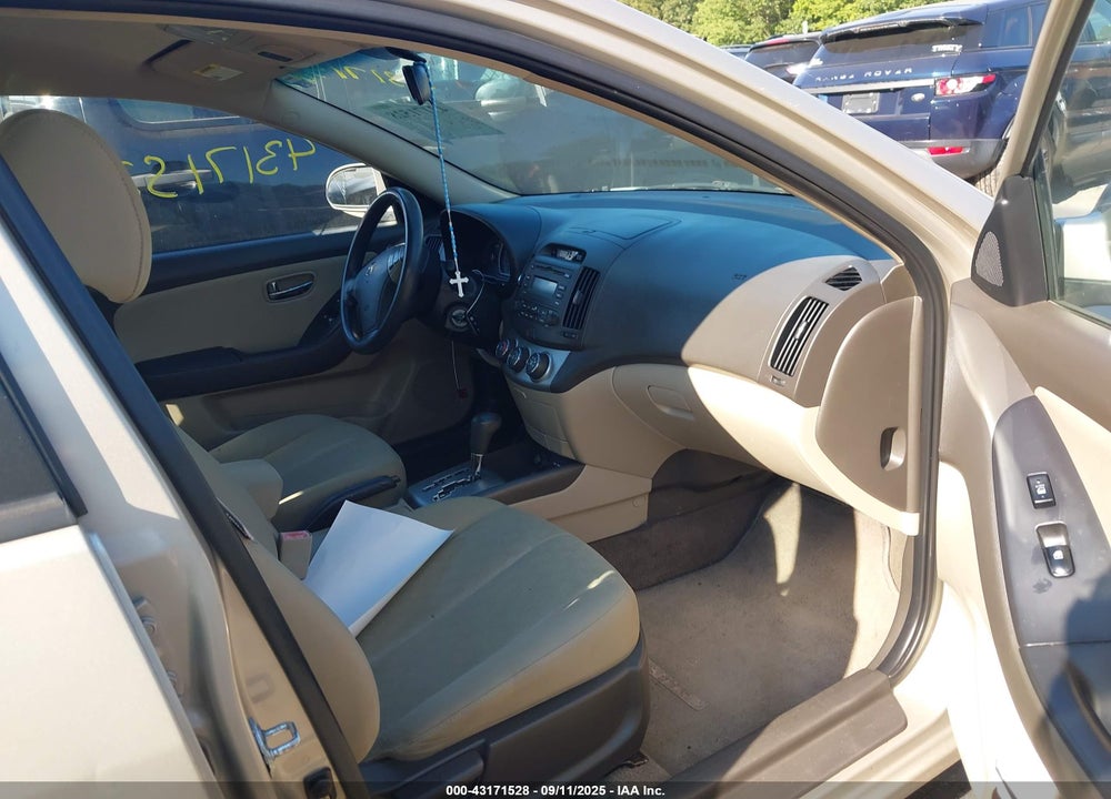 2010 HYUNDAI ELANTRA GLS VIN: KMHDU4AD7AU910846