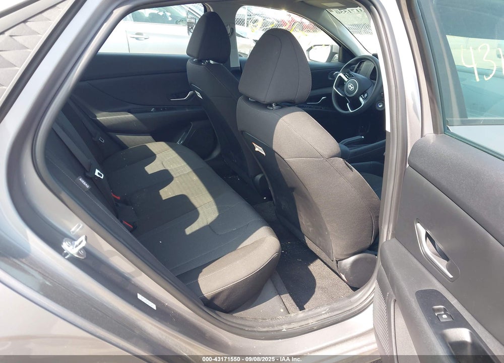 2024 HYUNDAI ELANTRA SE VIN: KMHLL4DG5RU841106