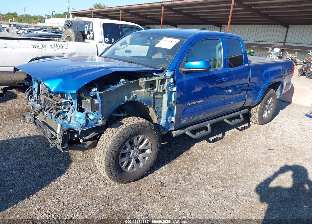 2016 TOYOTA TACOMA VIN: 5TFSZ5AN8GX022111
