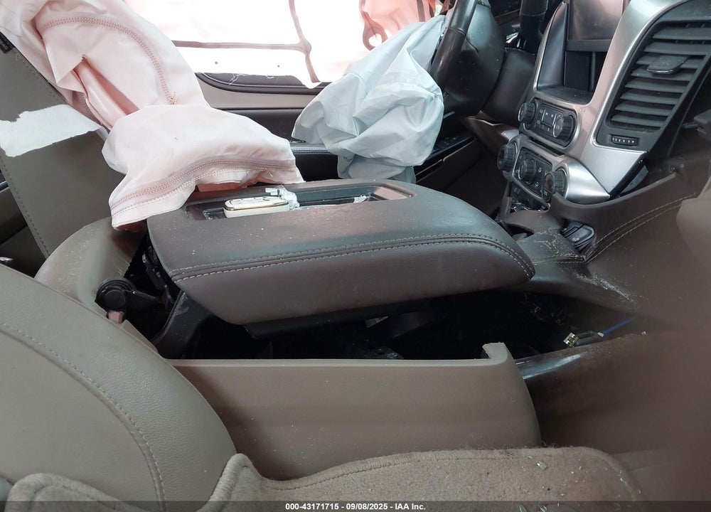 2018 CHEVROLET TAHOE VIN: 1GNSCBKC7JR325767