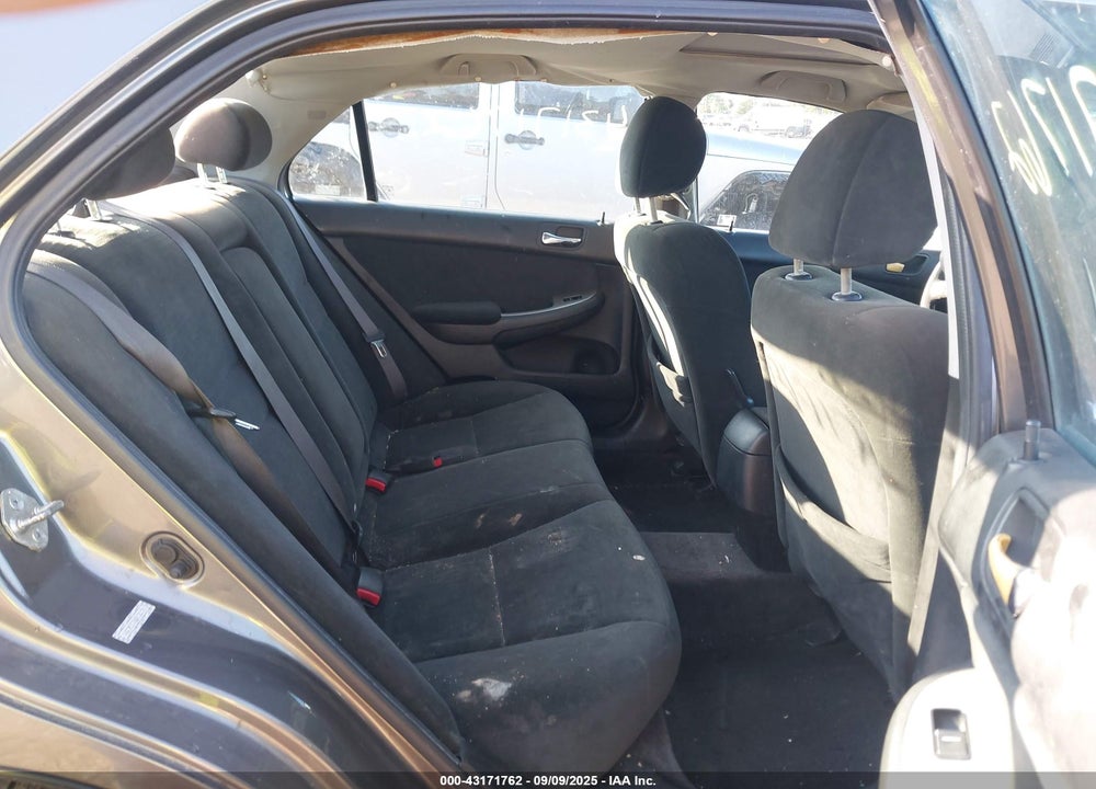 2006 HONDA ACCORD 2.4 EX/EX-L WITH NAVI VIN: 1HGCM55726A130127