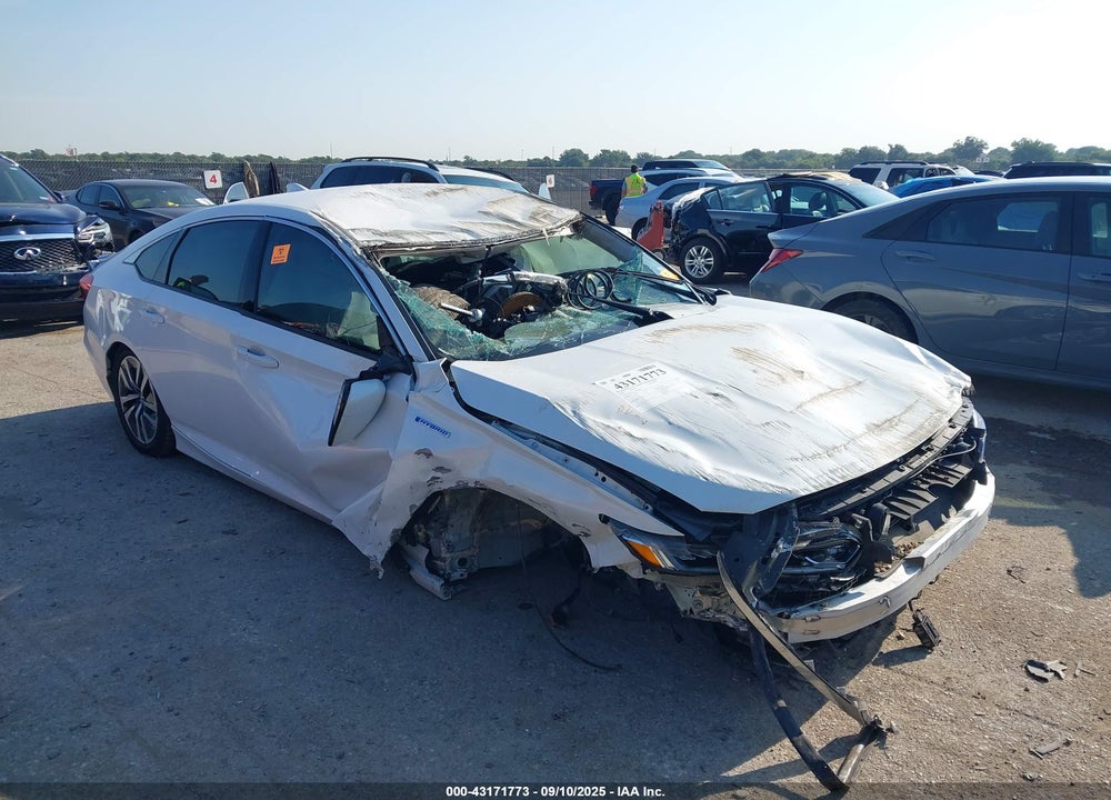 2022 HONDA ACCORD HYBRID VIN: 1HGCV3F13NA004286