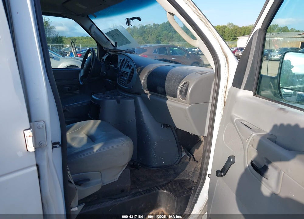 2003 FORD E-250 COMMERCIAL VIN: 1FTNE24223HA42982