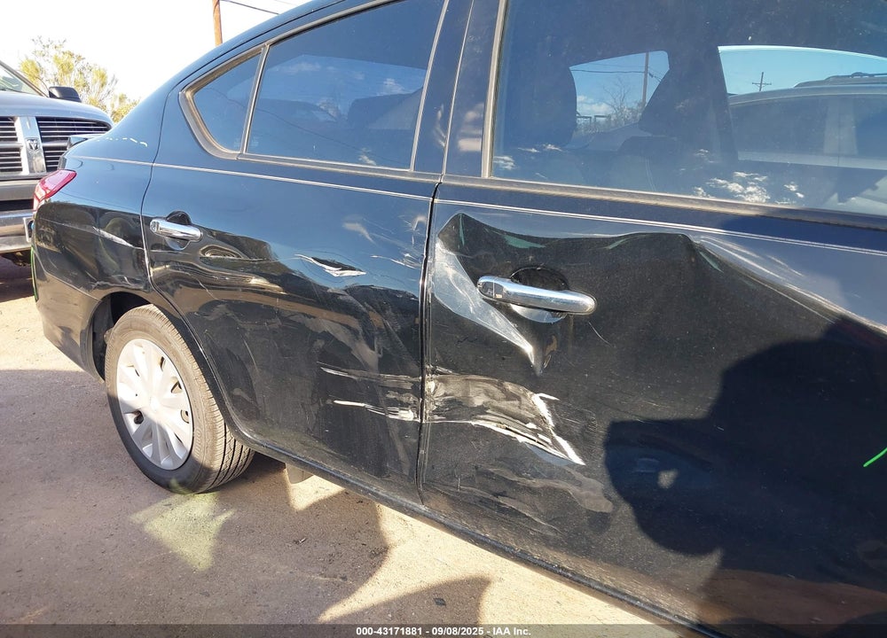 2017 NISSAN VERSA VIN: 3N1CN7AP8HL862399
