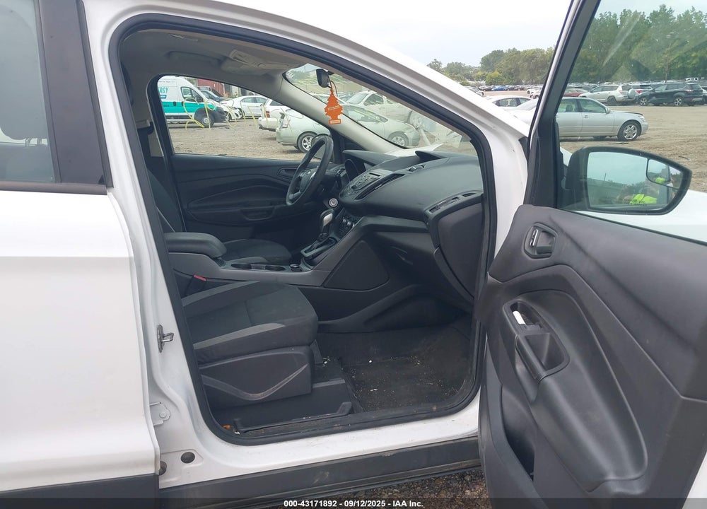 2013 FORD ESCAPE VIN: 1FMCU0F75DUC93605