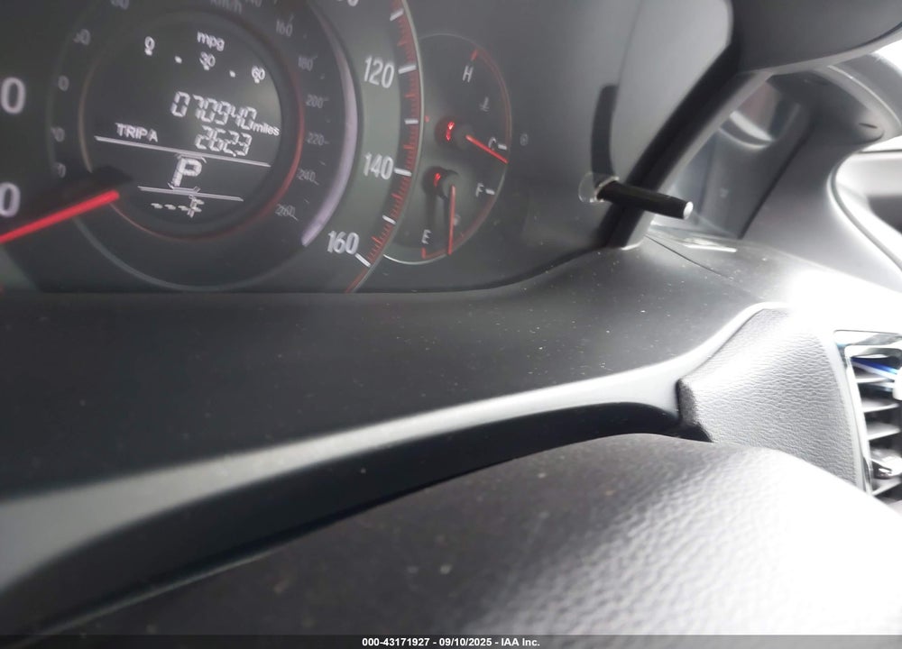 2017 HONDA ACCORD VIN: 1HGCR2F18HA087975